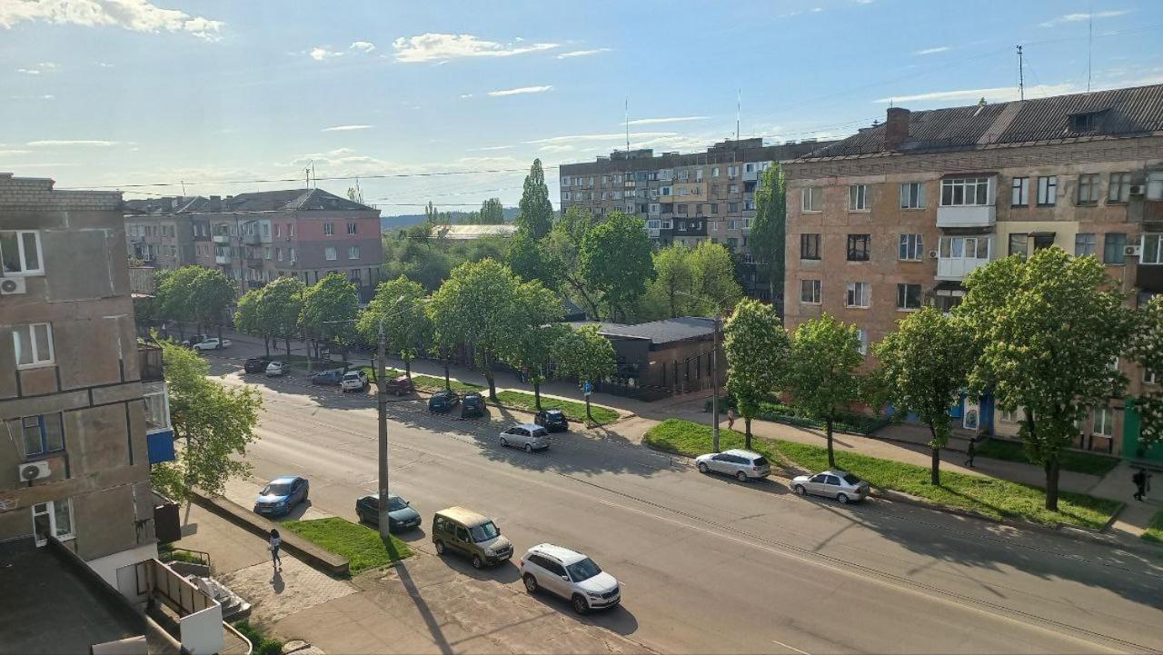 Apartment центральні люкс апартаменти: балкон, Smart Tv та кава Kryvyi Rih