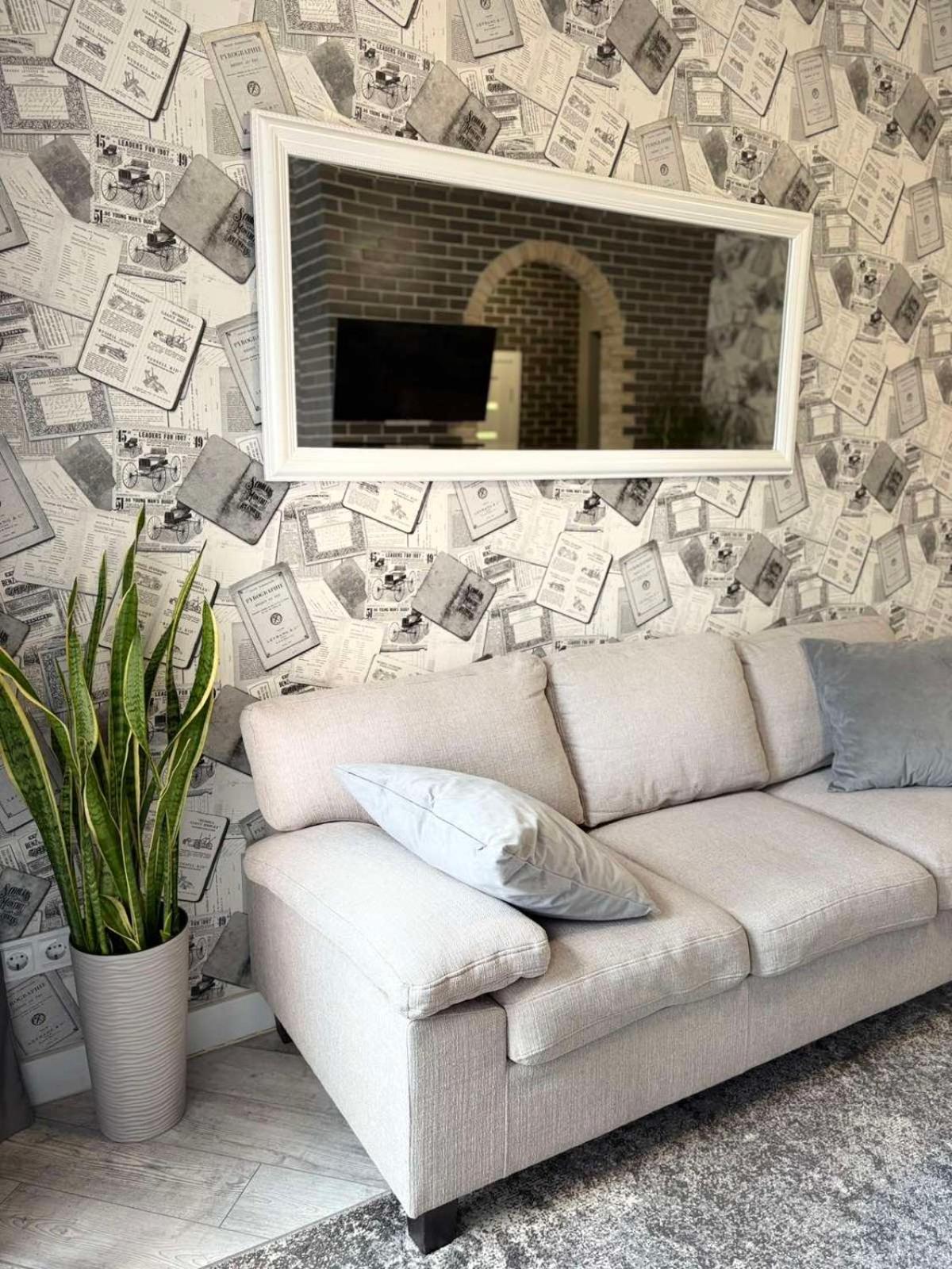 Apartment центральні люкс апартаменти: балкон, Smart Tv та кава Kryvyi Rih
